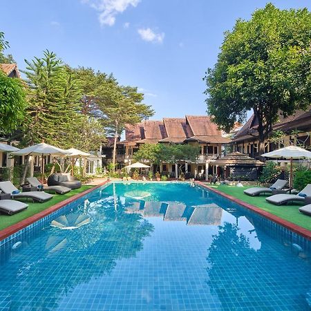 Floral Hotel Ayatana Чиангмай Экстерьер фото