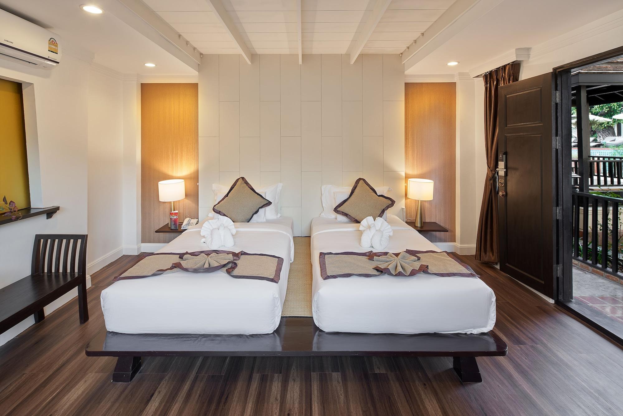 Floral Hotel Ayatana Чиангмай Экстерьер фото
