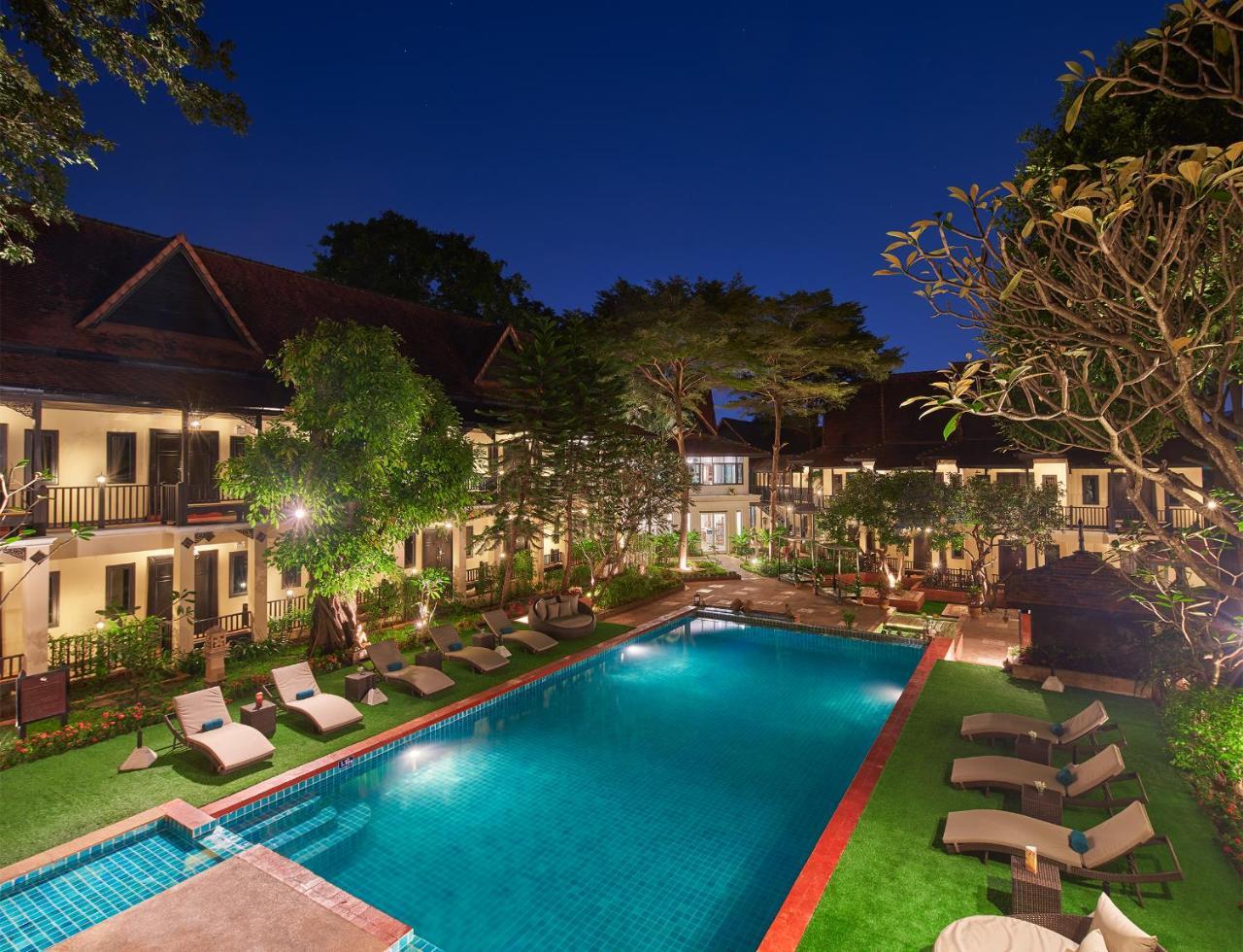 Floral Hotel Ayatana Чиангмай Экстерьер фото