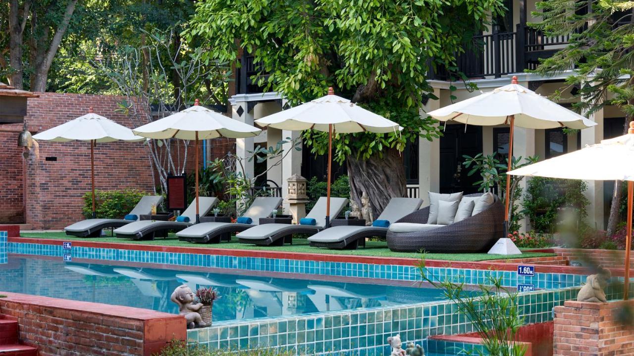 Floral Hotel Ayatana Чиангмай Экстерьер фото